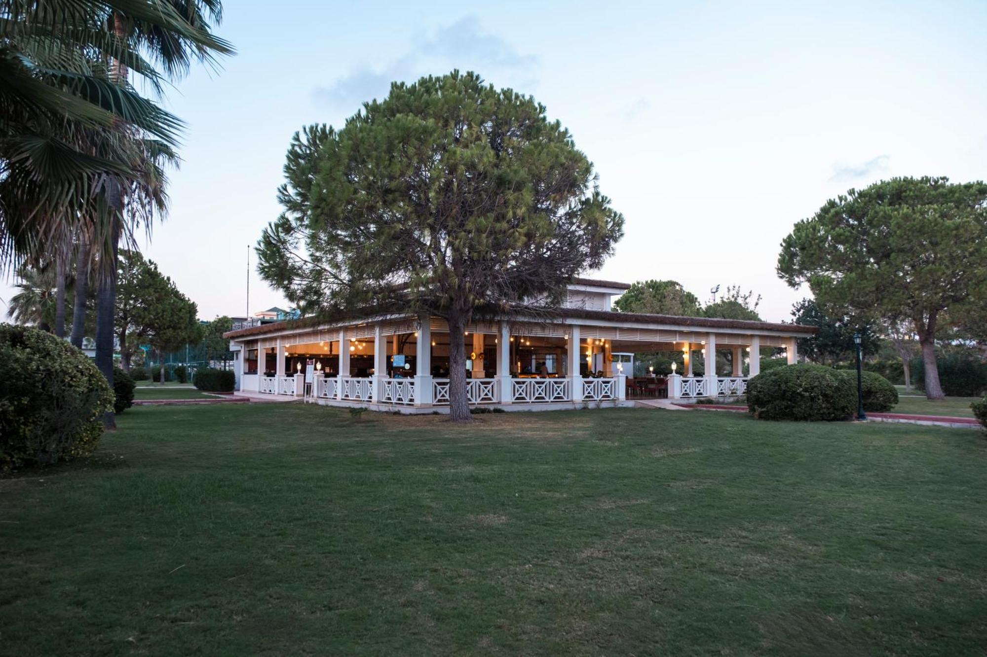 Hotel Ducale Lara Antalya Zewnętrze zdjęcie